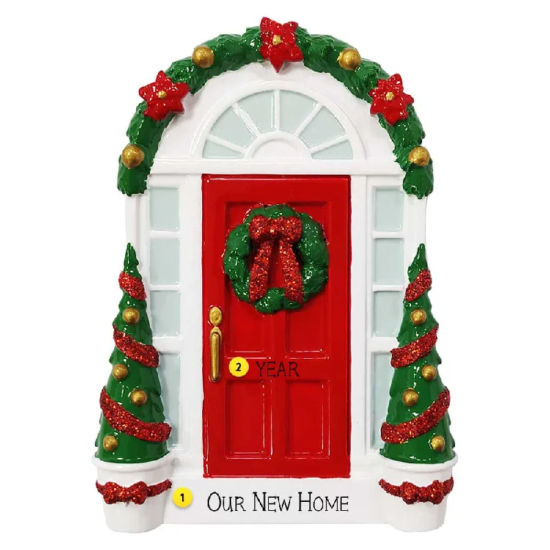 Personalized Red Decorated Door with Wreath Ornament