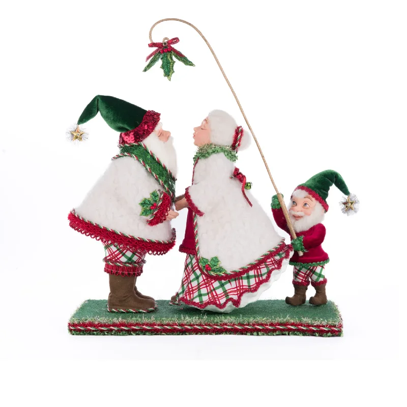 Holly Woods Mr. And Mrs. Claus Under The Mistletoe Christmas Decoration