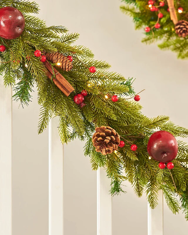 Pre-Lit Decorated Garland & Wreath, Apples & Cinnamon Sticks